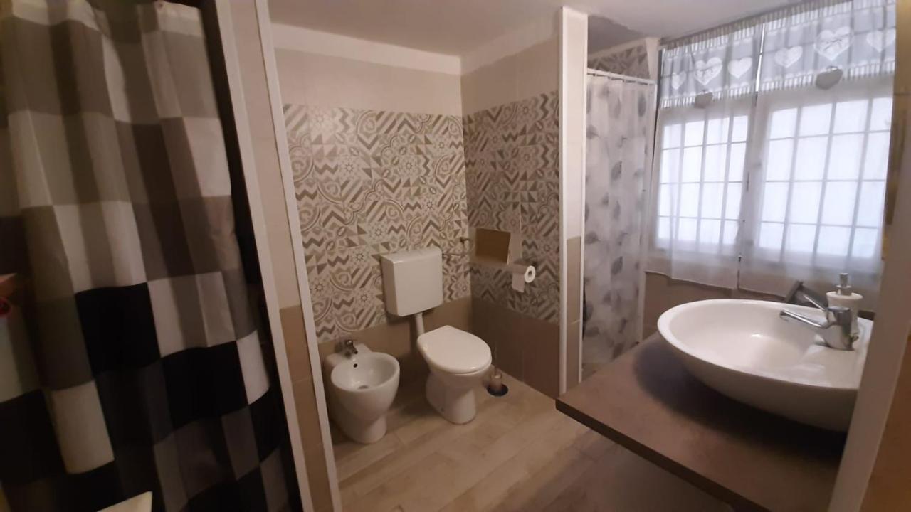 La Nicchia Del Borgo Apartment Taranto Exterior foto
